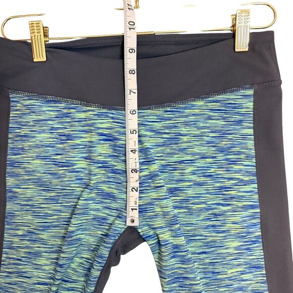 Fabletics Sydney Capri Legging Stretch Breathable Activewear Gray Green Women M - Picture 5 of 5